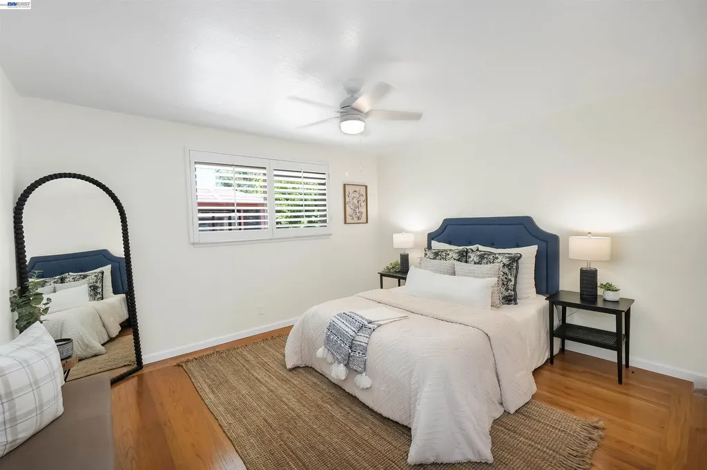 31590 Hugh Way Hayward CA 94544
