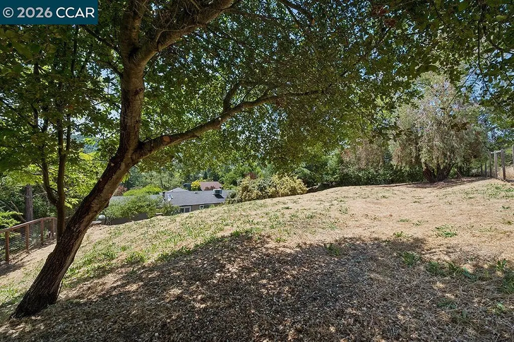 8 Ketelsen Court Moraga CA 94556