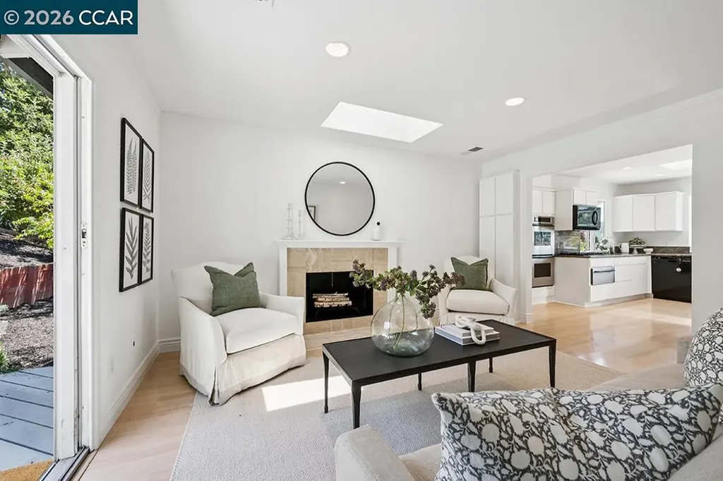 8 Ketelsen Court Moraga CA 94556