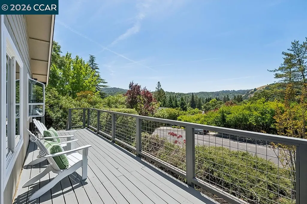 8 Ketelsen Court Moraga CA 94556