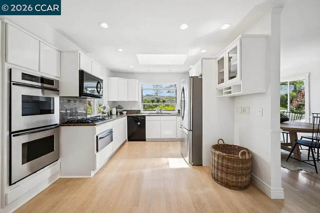 8 Ketelsen Court Moraga CA 94556