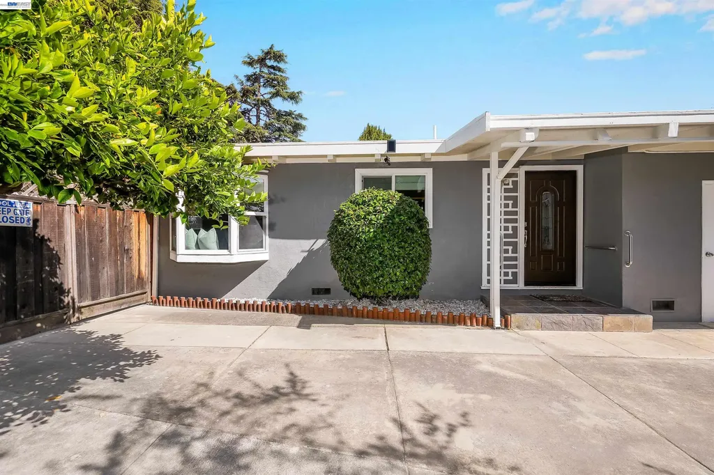 30562 Troon Place Hayward CA 94544