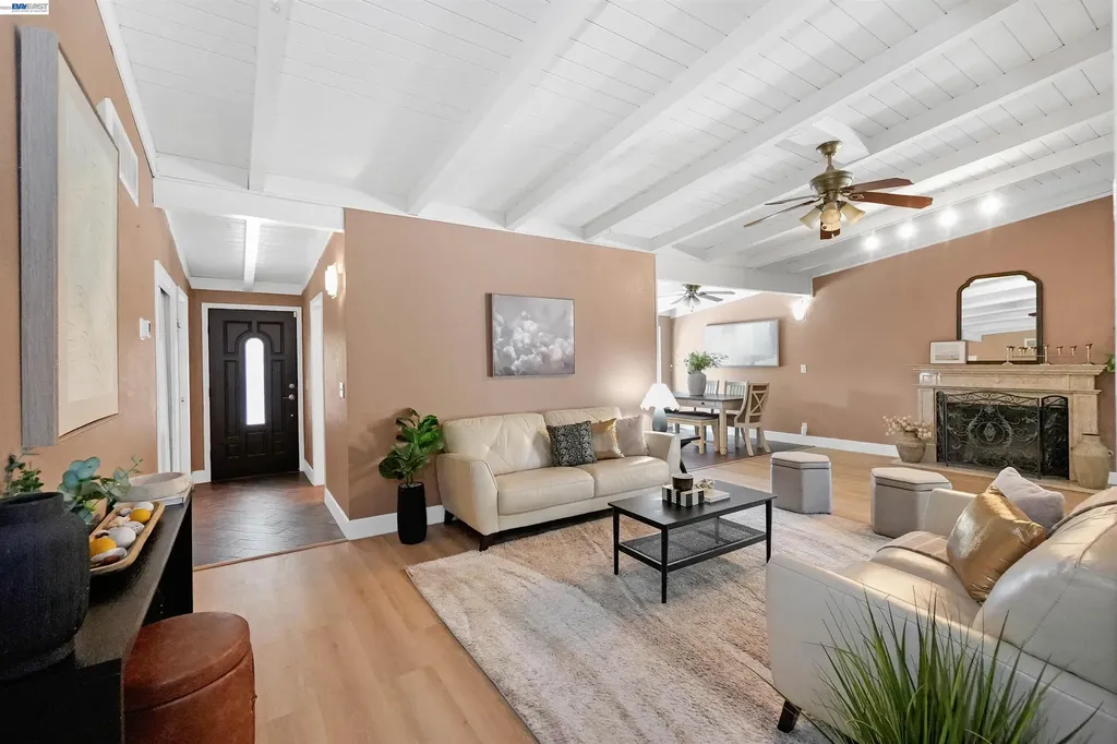 30562 Troon Place Hayward CA 94544