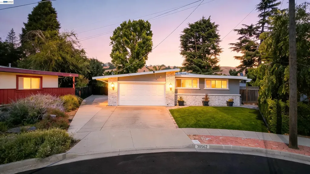 30562 Troon Place Hayward CA 94544