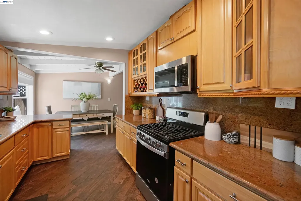 30562 Troon Place Hayward CA 94544