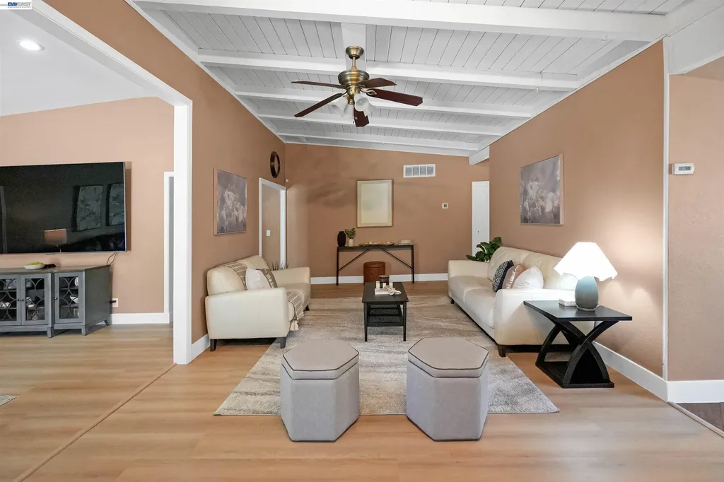 30562 Troon Place Hayward CA 94544
