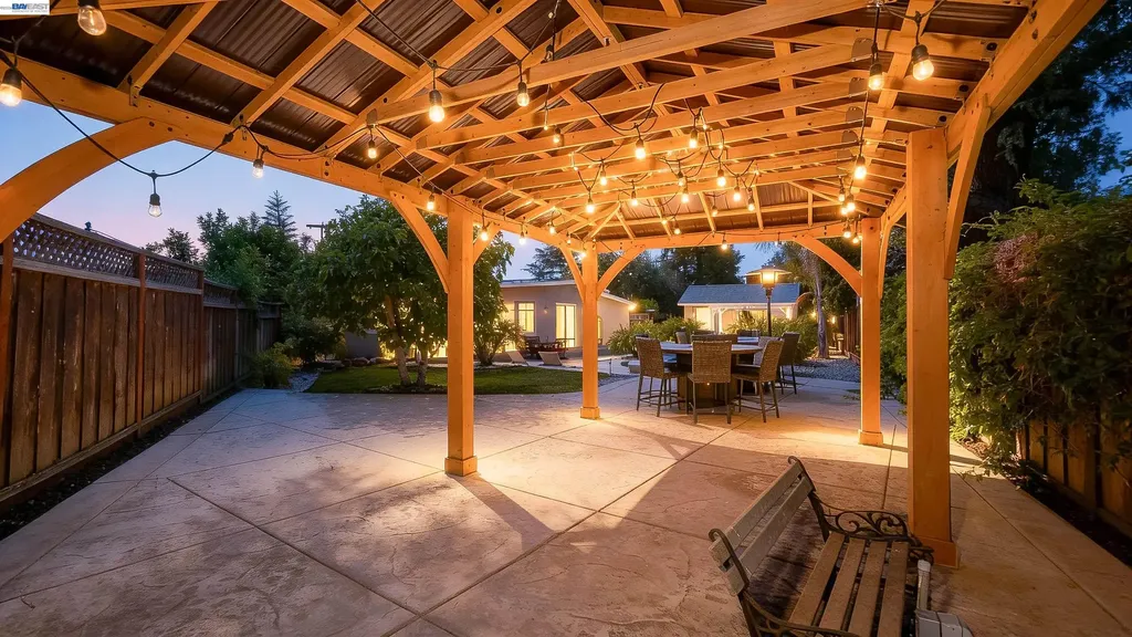30562 Troon Place Hayward CA 94544