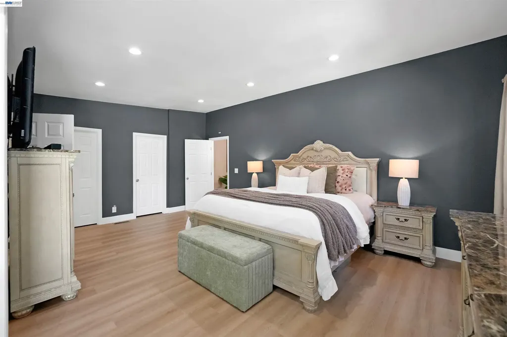 30562 Troon Place Hayward CA 94544
