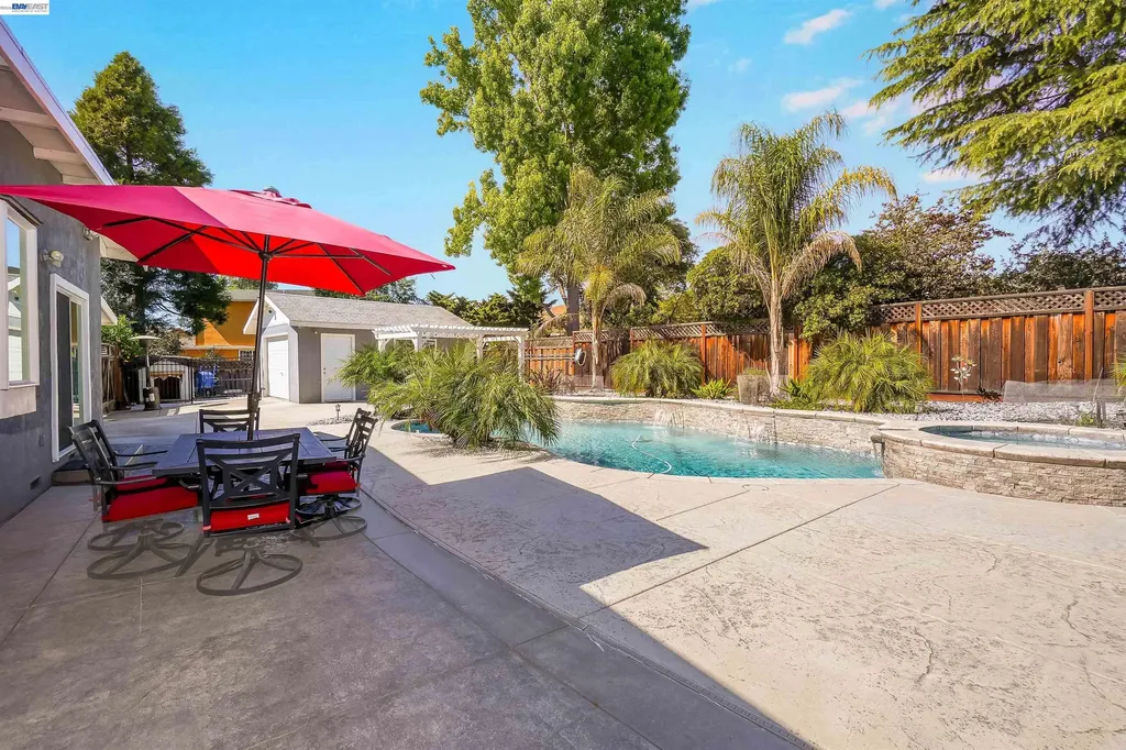 30562 Troon Place Hayward CA 94544