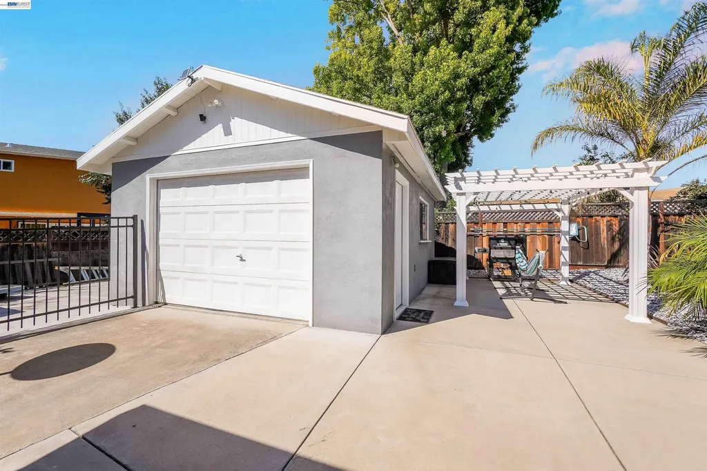 30562 Troon Place Hayward CA 94544
