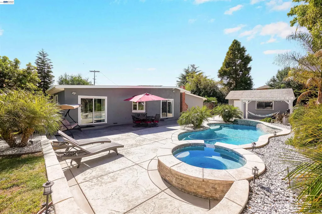 30562 Troon Place Hayward CA 94544