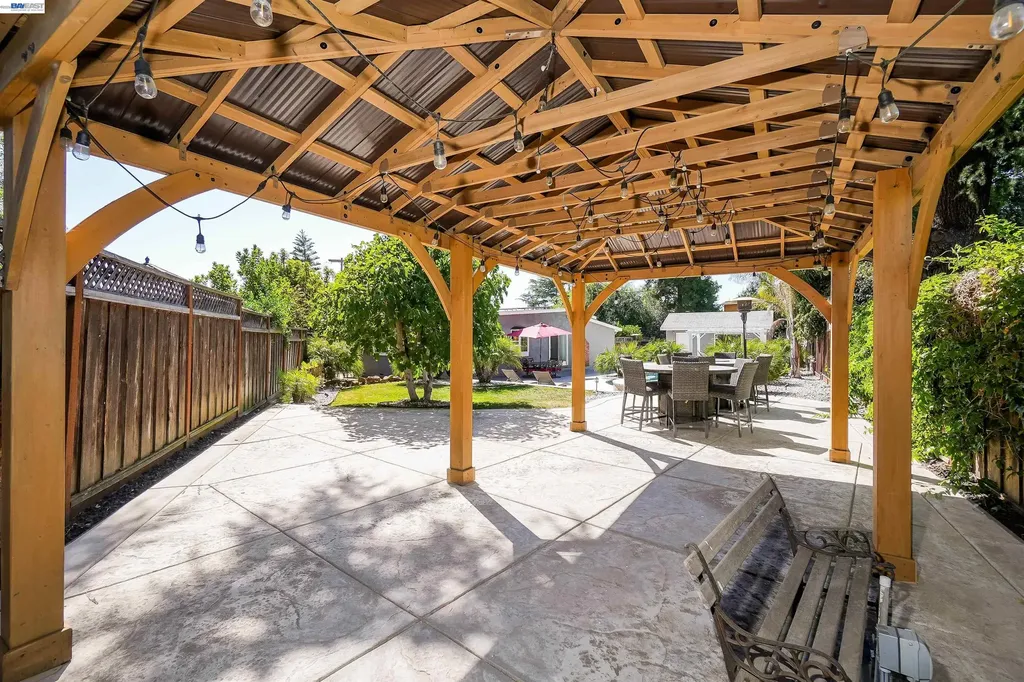 30562 Troon Place Hayward CA 94544