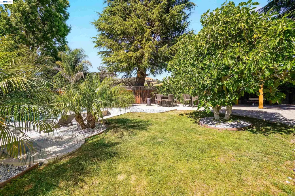 30562 Troon Place Hayward CA 94544