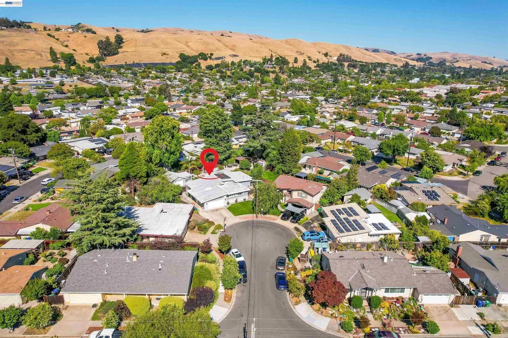 30562 Troon Place Hayward CA 94544