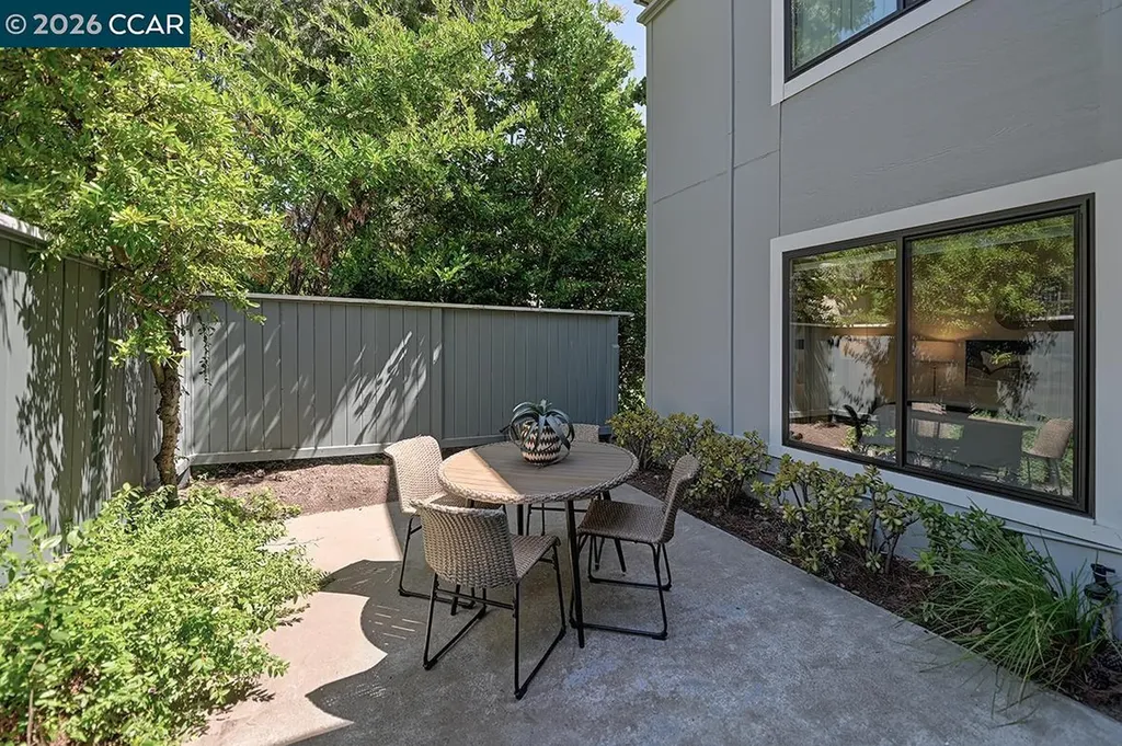 1417 Oakmont Drive Walnut Creek CA 94595