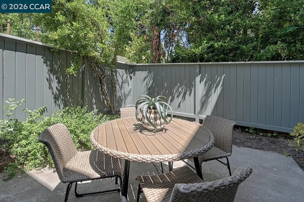 1417 Oakmont Drive Walnut Creek CA 94595