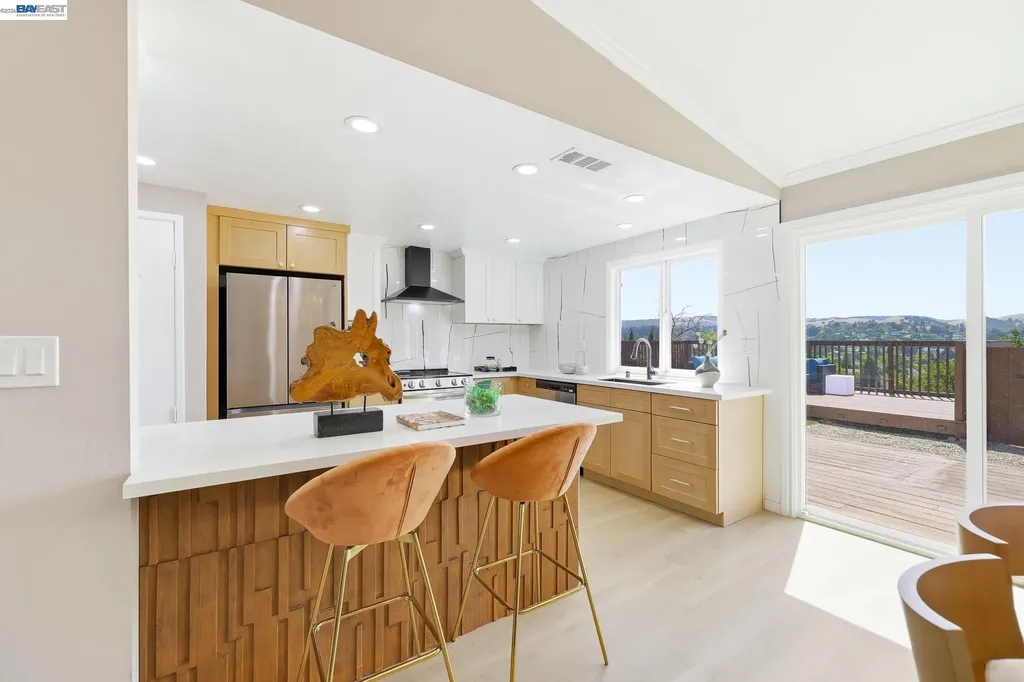 2464 Morello Heights Circle Martinez CA 94553