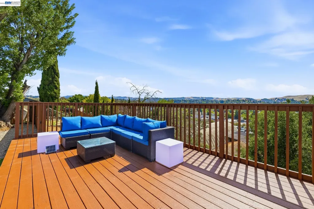 2464 Morello Heights Circle Martinez CA 94553