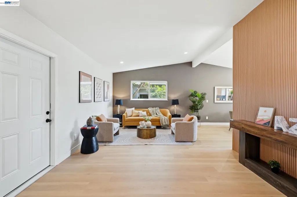 16035 Via Walter San Lorenzo CA 94580
