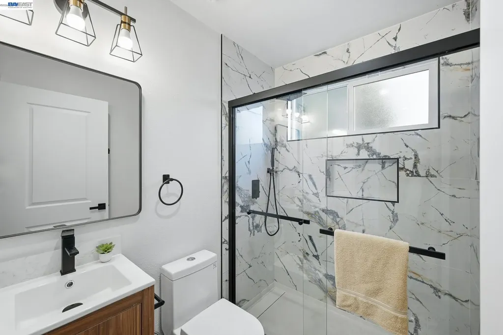 16035 Via Walter San Lorenzo CA 94580