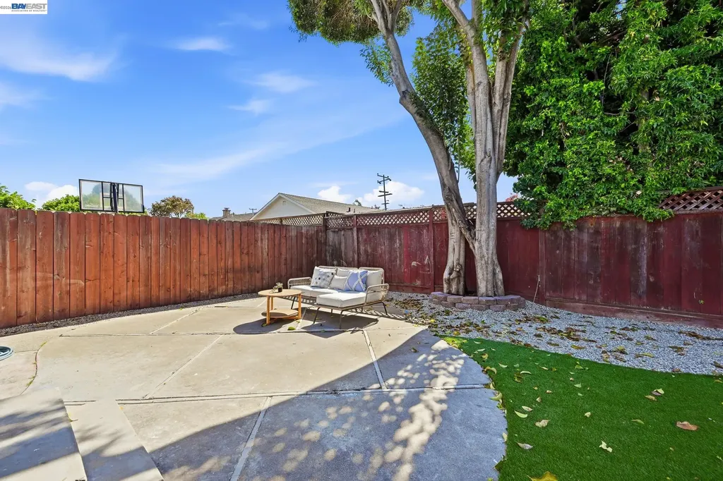 16035 Via Walter San Lorenzo CA 94580