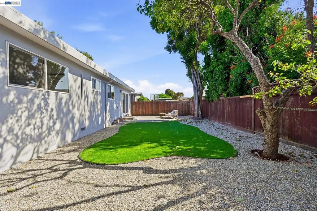 16035 Via Walter San Lorenzo CA 94580