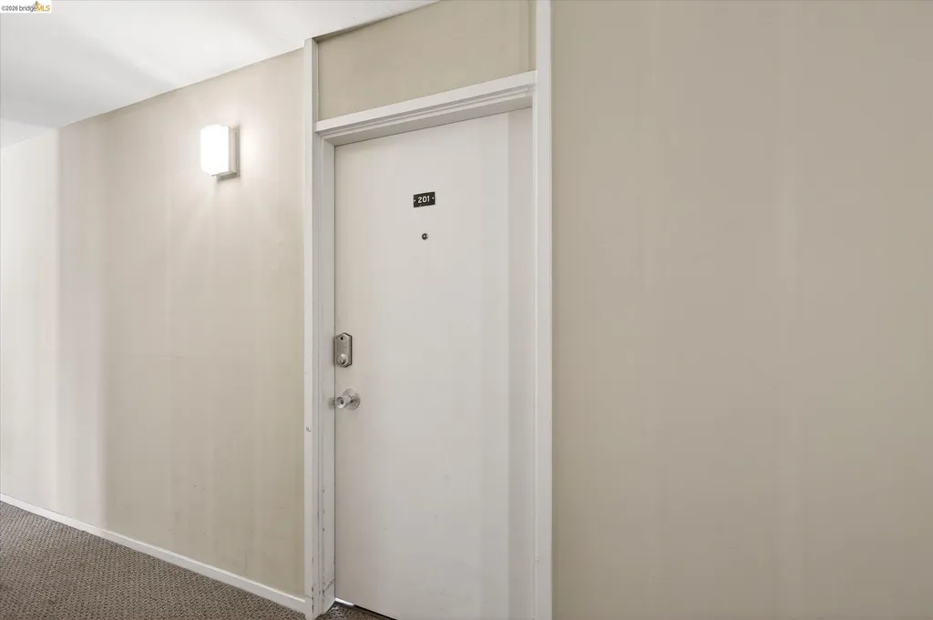 365 Perkins Street Oakland CA 94610