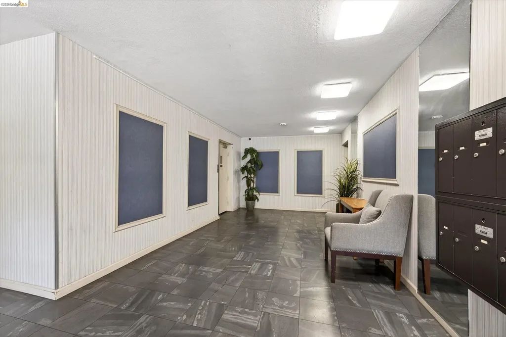 365 Perkins Street Oakland CA 94610