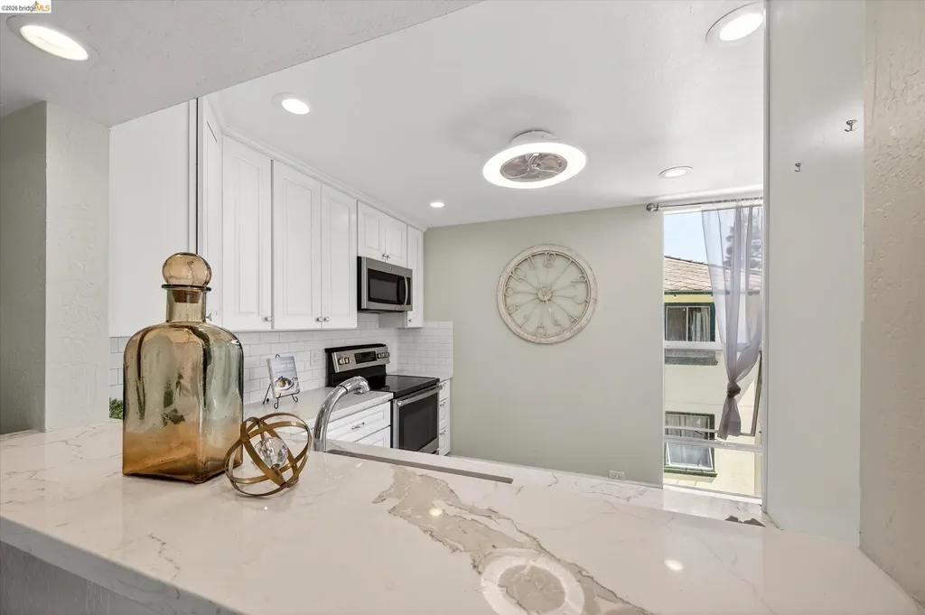 365 Perkins Street Oakland CA 94610