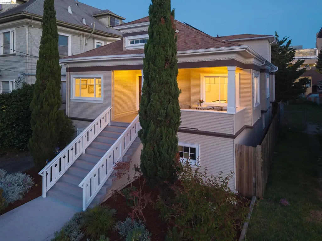 725 54th Street Oakland CA 94609
