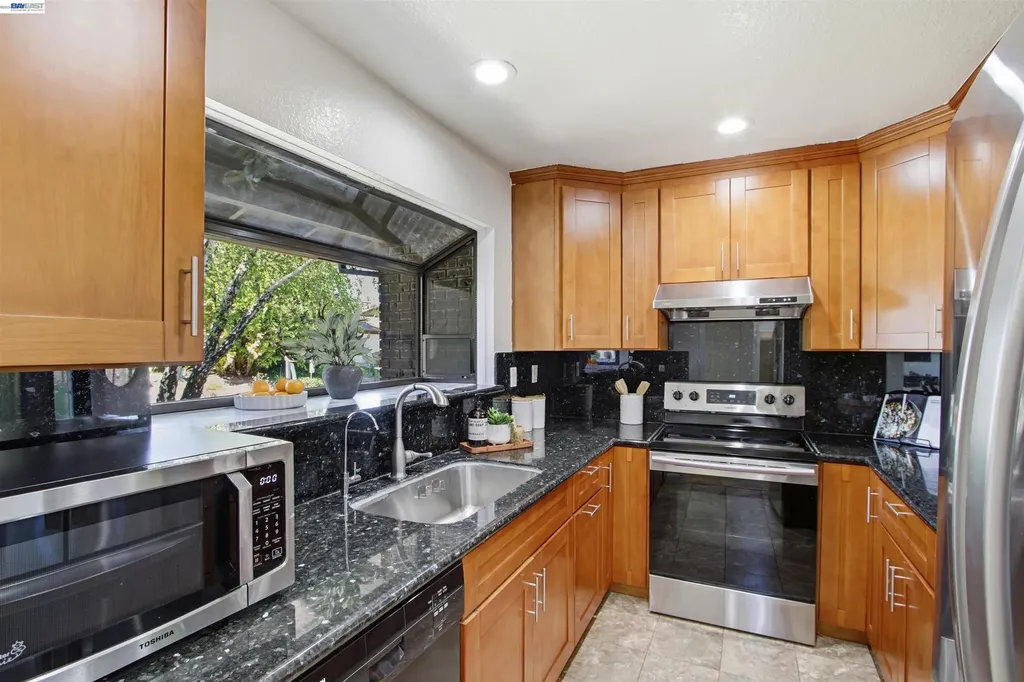 6010 Peppertree Court Newark CA 94560