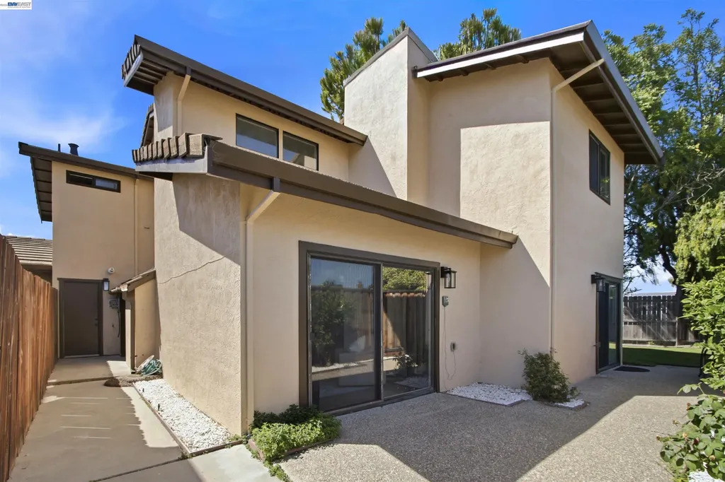6010 Peppertree Court Newark CA 94560