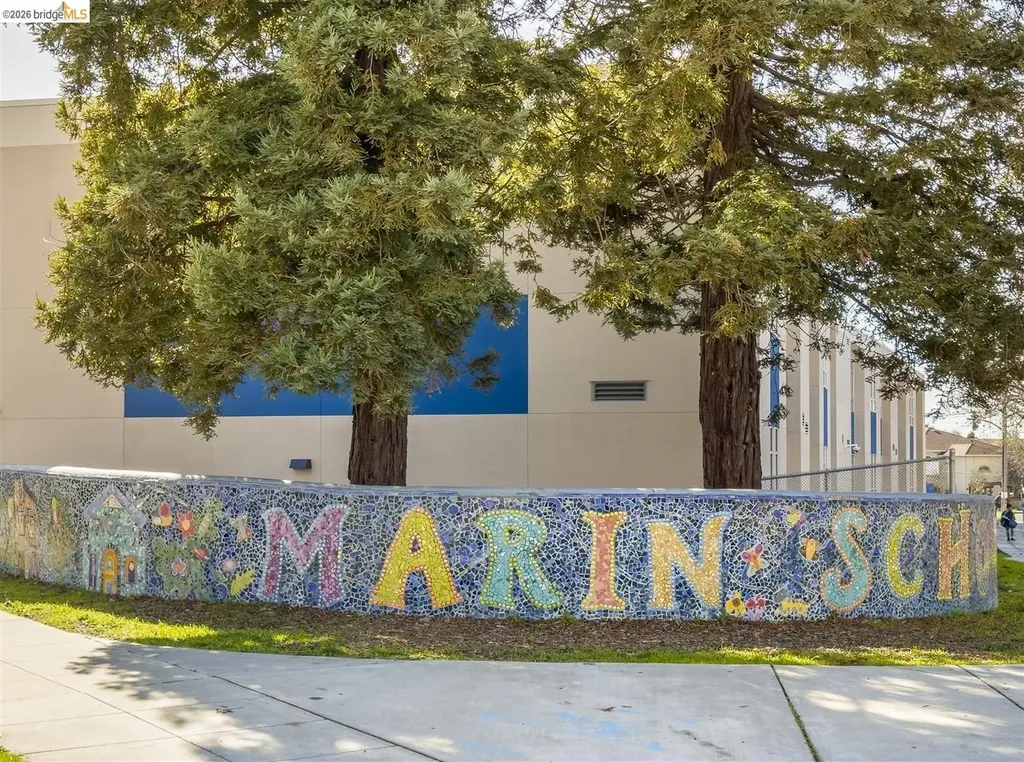 1011 Pomona Avenue Albany CA 94706