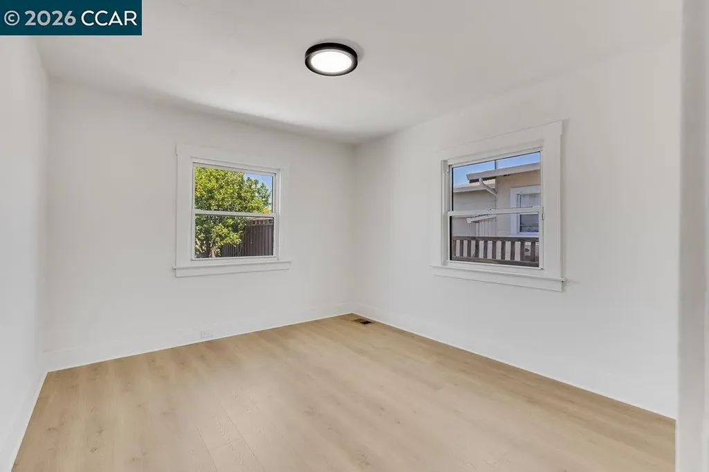 1709 Auseon Avenue Oakland CA 94621
