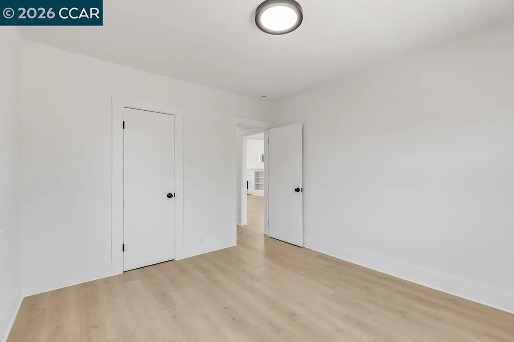 1709 Auseon Avenue Oakland CA 94621