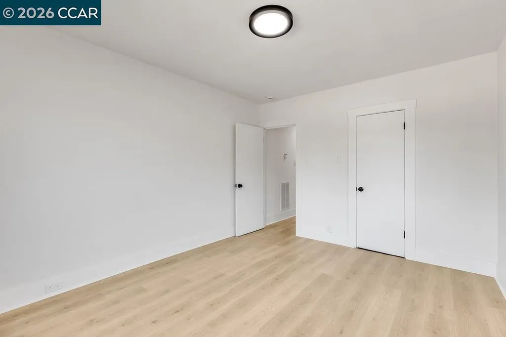 1709 Auseon Avenue Oakland CA 94621