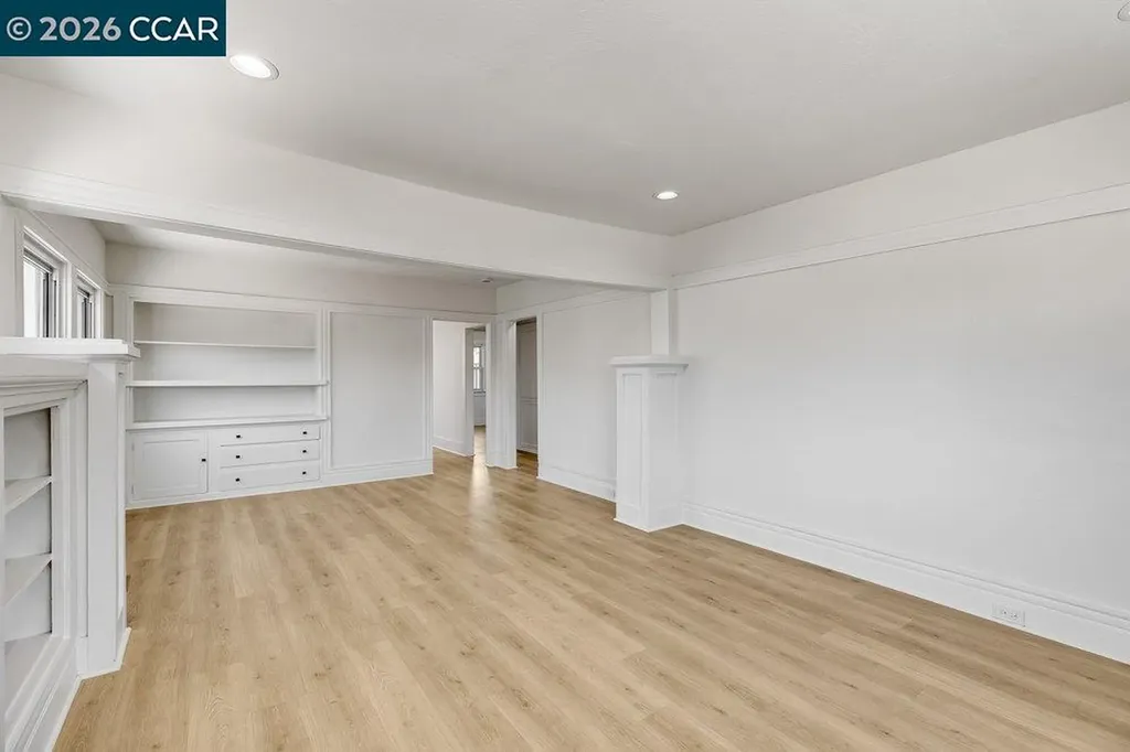 1709 Auseon Avenue Oakland CA 94621