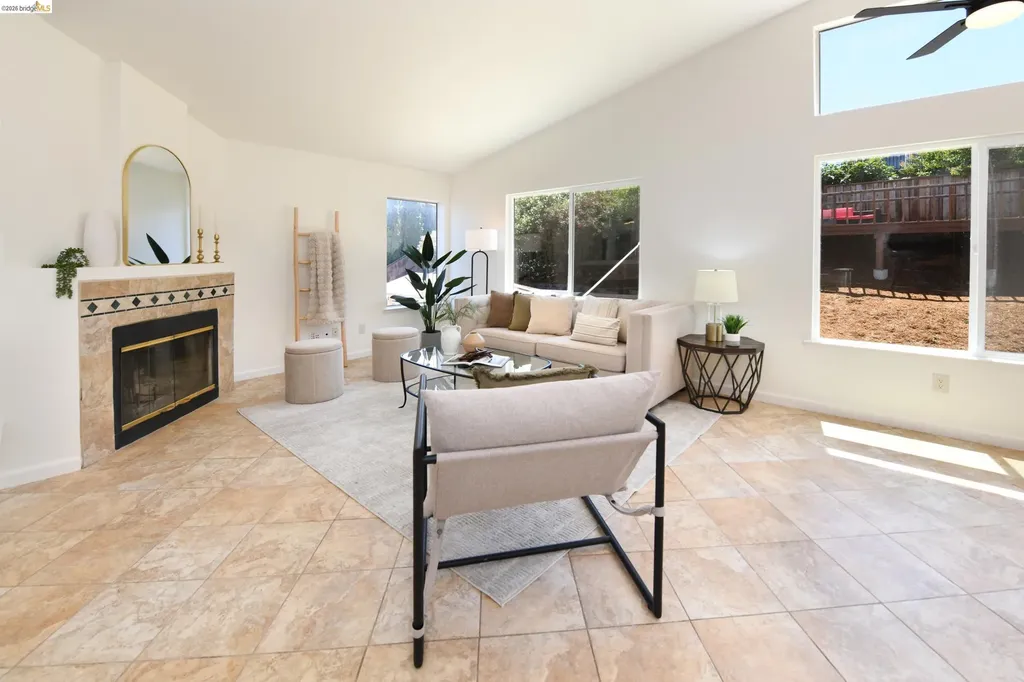 512 Burdick Drive Bay Point CA 94565
