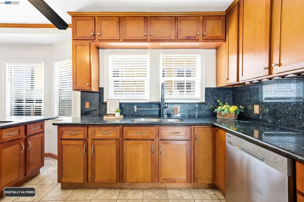 5814 Fleming Avenue Oakland CA 94605