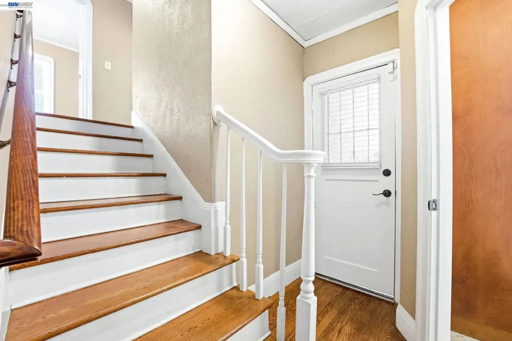 5814 Fleming Avenue Oakland CA 94605