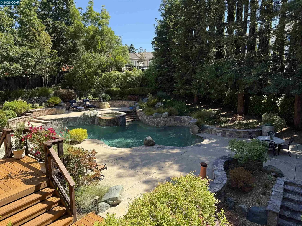 304 Livorna Heights Road Alamo CA 94507