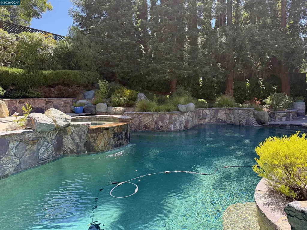 304 Livorna Heights Road Alamo CA 94507