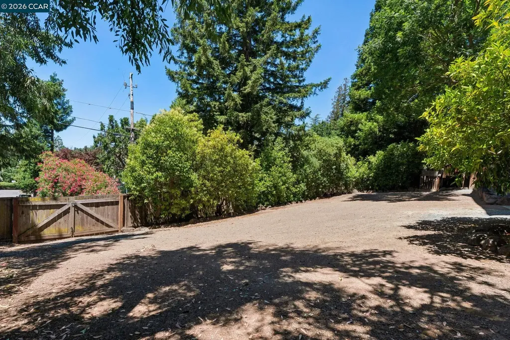 304 Livorna Heights Road Alamo CA 94507