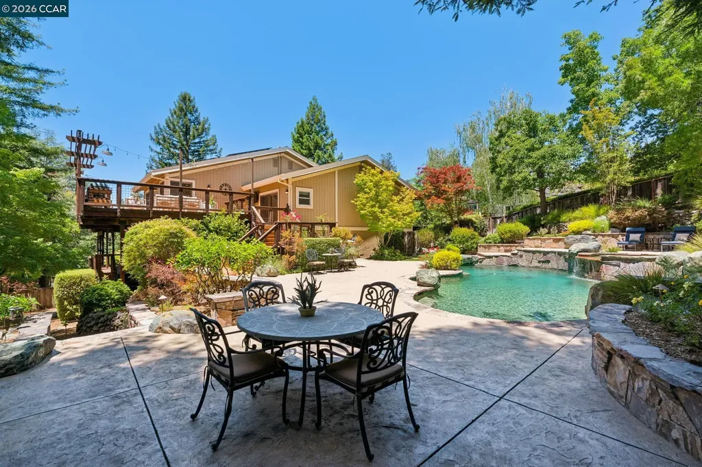 304 Livorna Heights Road Alamo CA 94507
