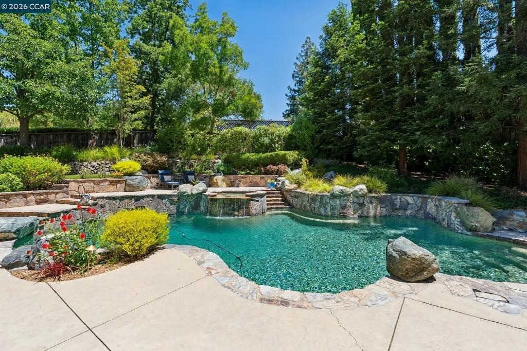 304 Livorna Heights Road Alamo CA 94507