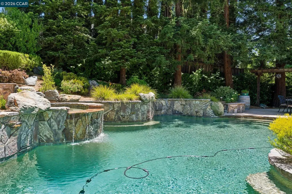 304 Livorna Heights Road Alamo CA 94507
