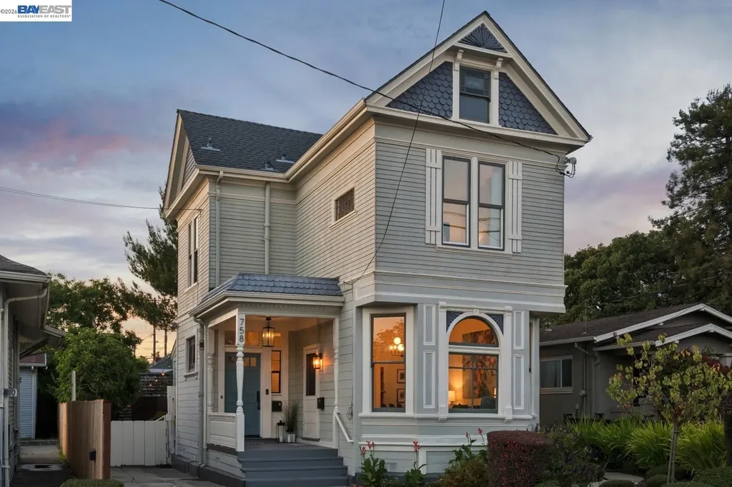 758 Alcatraz Avenue Oakland CA 94609