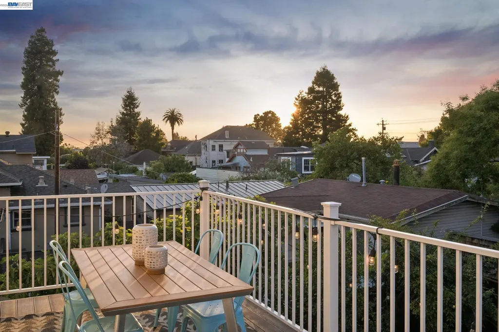 758 Alcatraz Avenue Oakland CA 94609