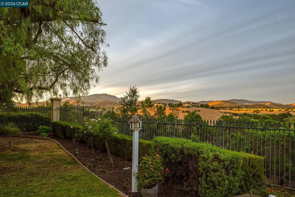 3048 Sorrelwood Drive San Ramon CA 94582