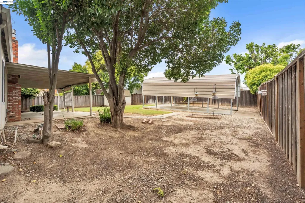 1290 Lakehurst Road Livermore CA 94551
